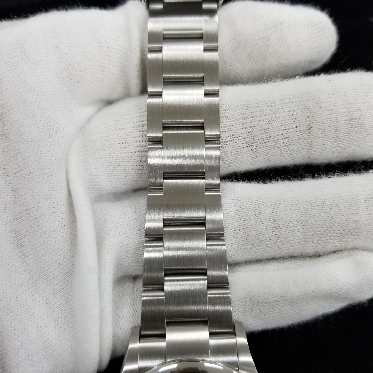 126000 OYSTER PERPETUAL N serial2R-X01-02222