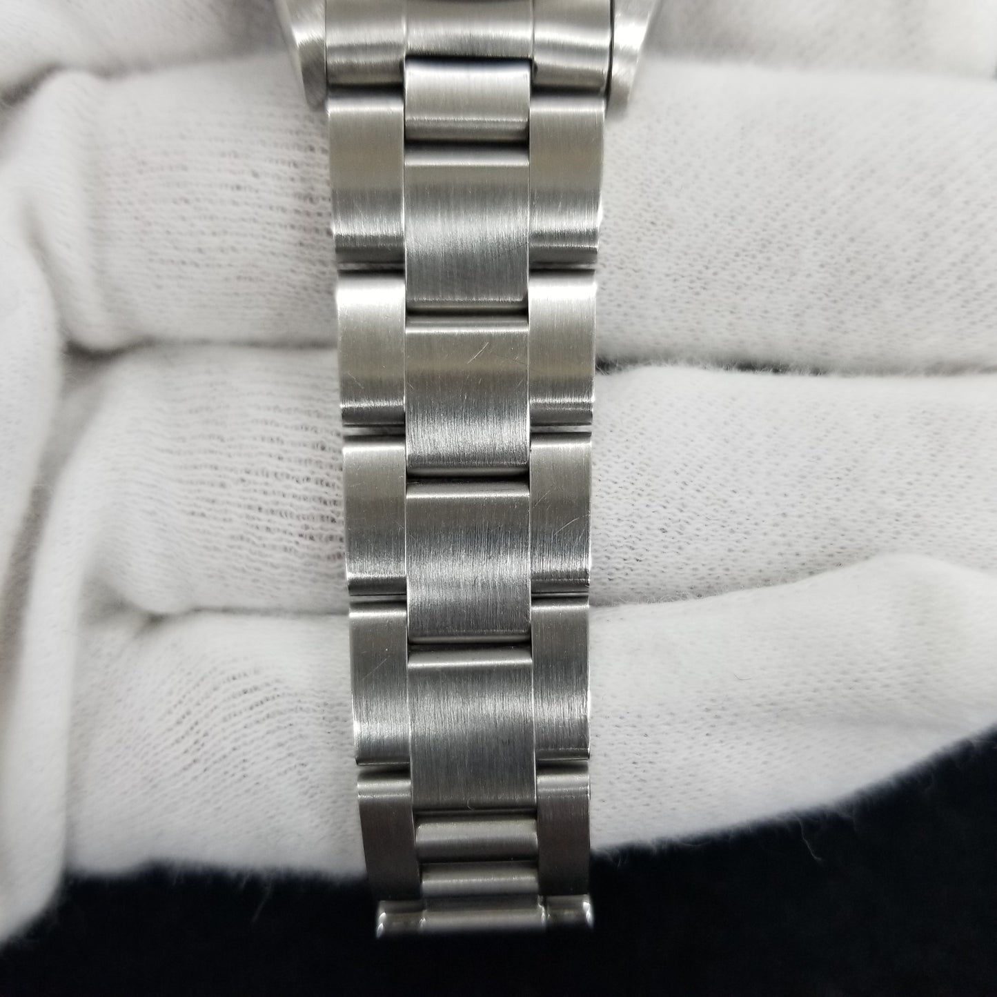 67480 Oyster Perpetual 2R-X01-02243