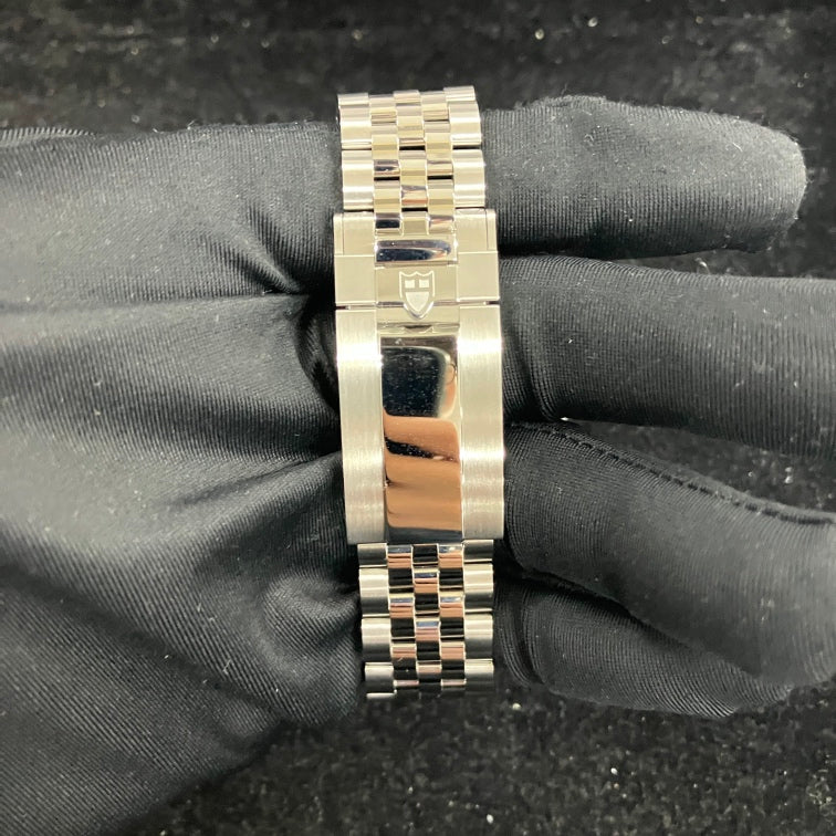 M79360N-0019 チューダー ブラックベイ クロノ 2TUD01-00138