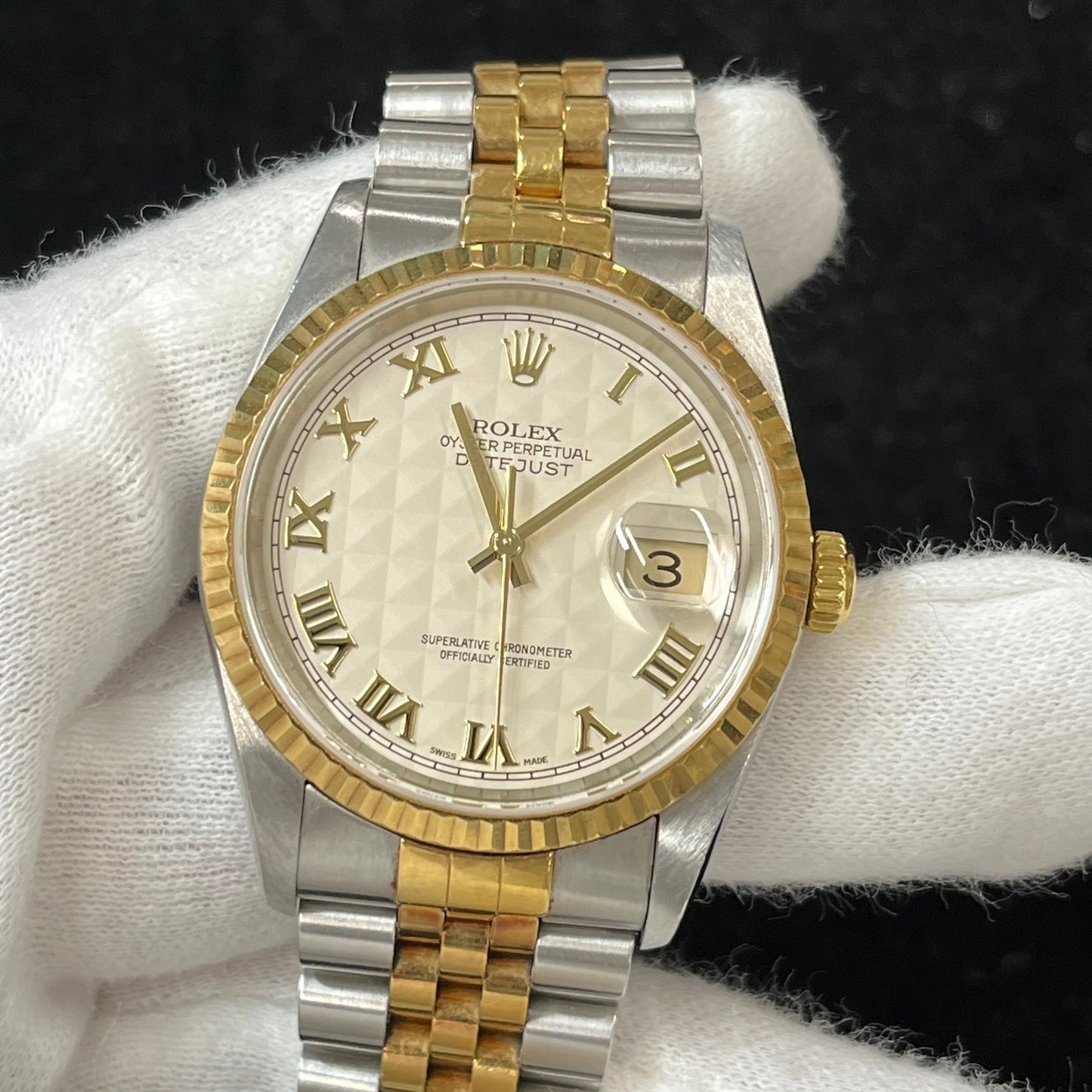 16233　DATEJUST K serial　2R-X33-00191